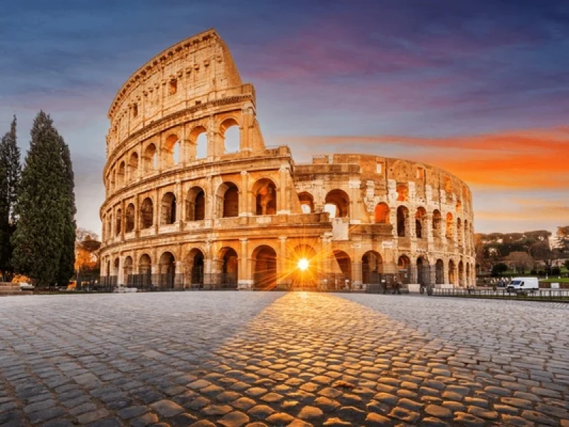 Roma, il Colosseo e i Fori Imperiali